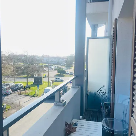 Cinq Cantons - T2 Avec Balcon *